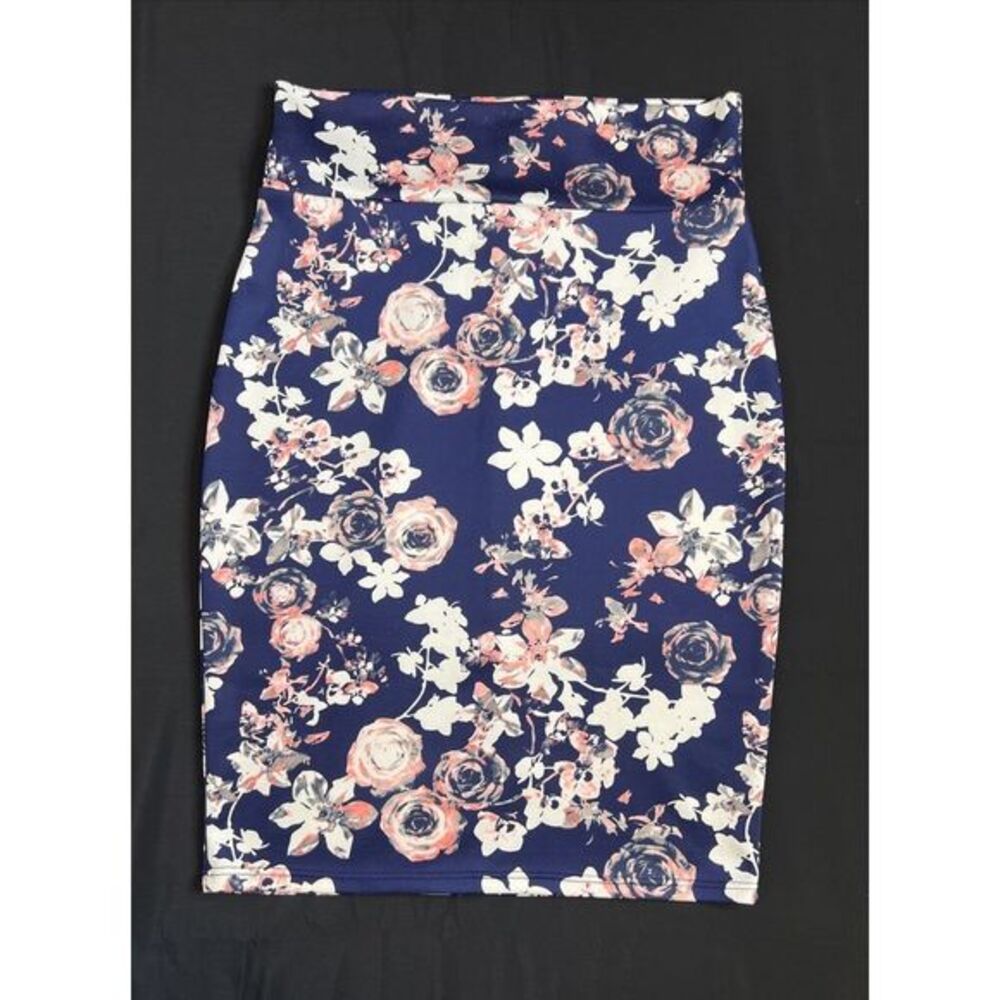 Ultra Flirt Floral Straight Skirt Stretch Wide Waistband Back Slit - Size Large